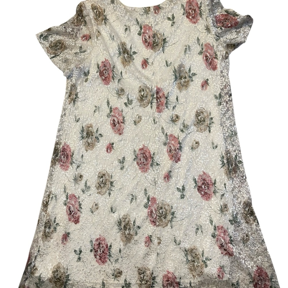 Chic Floral Maxi Dress in Pink and Cream